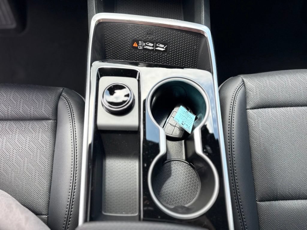 2027 Chevrolet Equinox LT - Photo 34