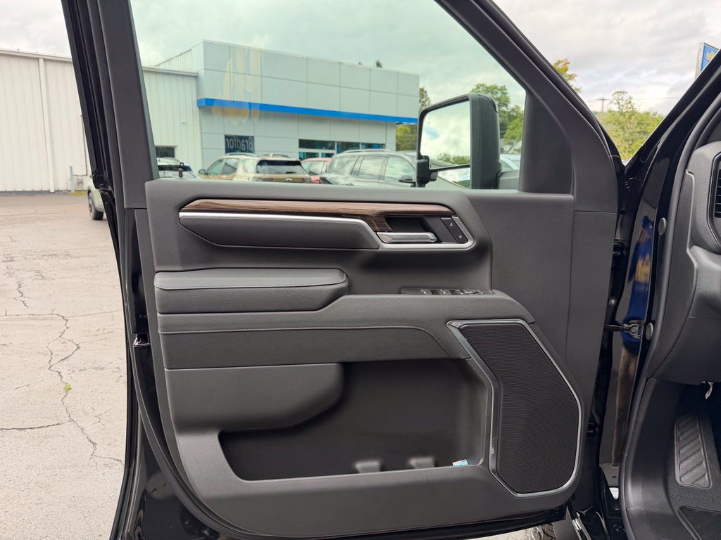 2026 Chevrolet Silverado 3500 HD LT - Photo 36