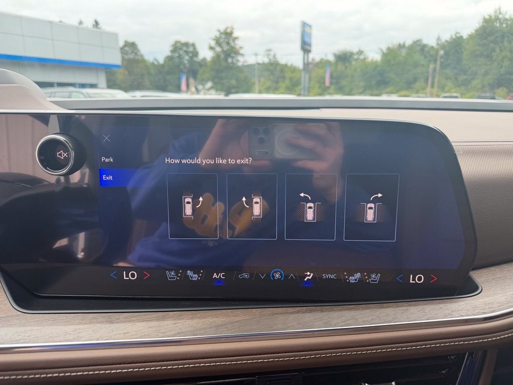 2026 Chevrolet Tahoe High Country - Photo 21