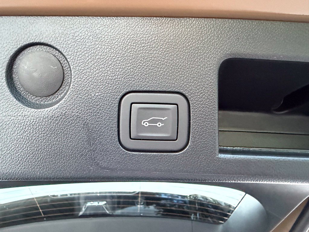2027 Chevrolet Equinox LT - Photo 46