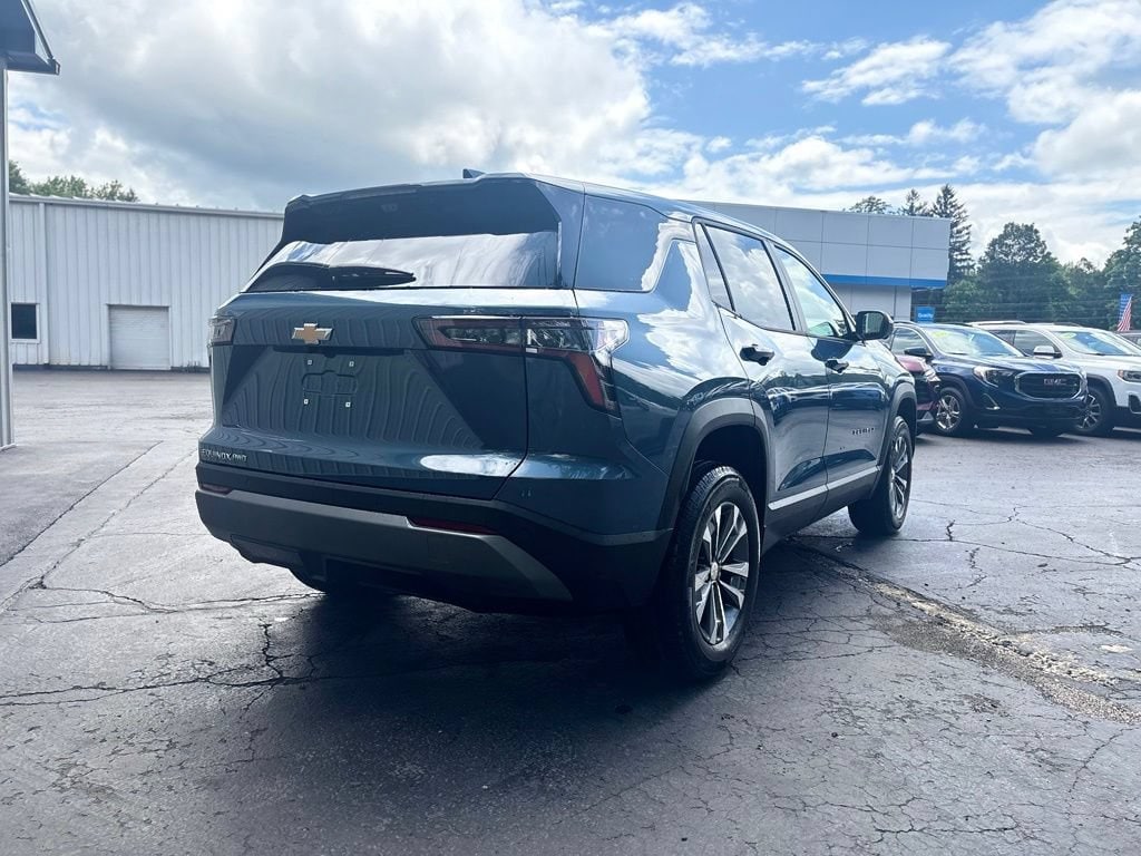 2027 Chevrolet Equinox LT - Photo 16
