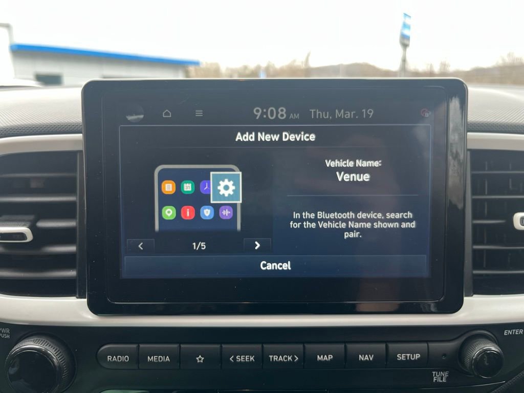 2023 Hyundai Venue Limited - Photo 23