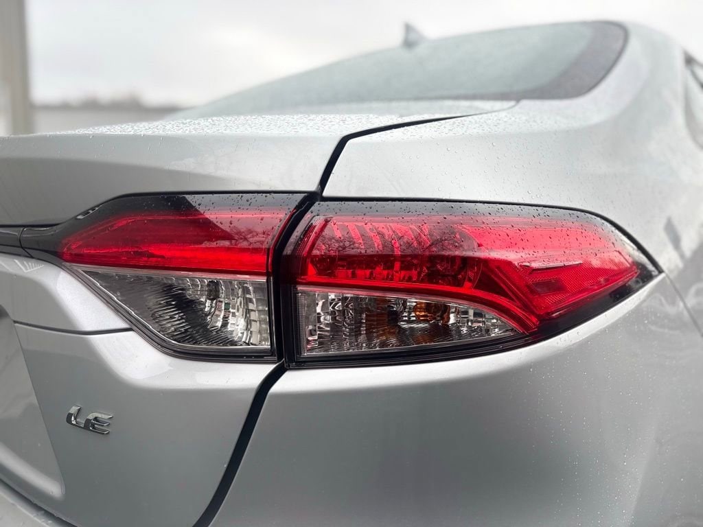 2024 Toyota Corolla LE - Photo 14