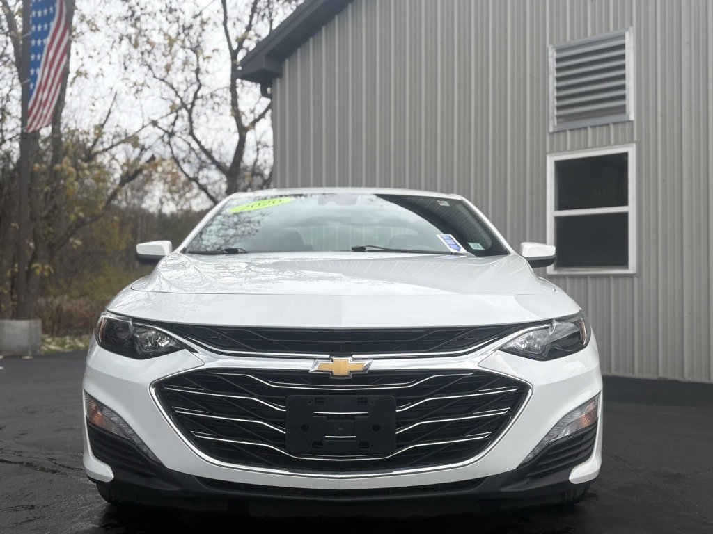 2020 Chevrolet Malibu 1LT photo 2