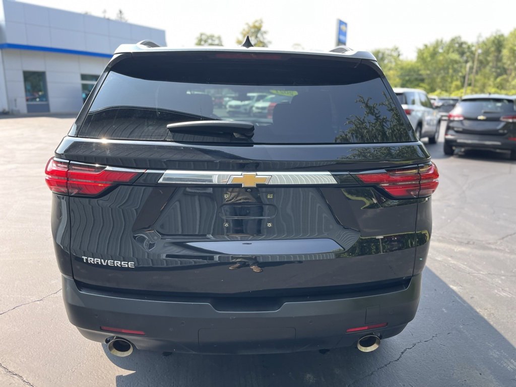 2023 Chevrolet Traverse Cloth photo 3