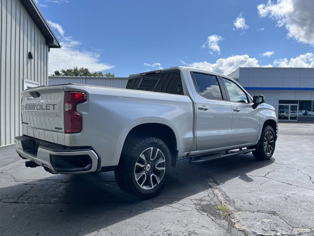 2022 Chevrolet Silverado 1500 RST photo 3