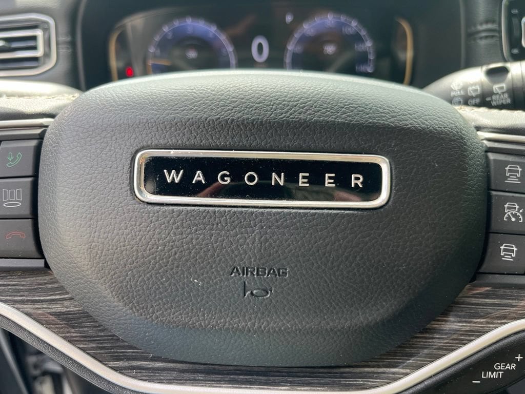 2022 Jeep Wagoneer Series II - Photo 23