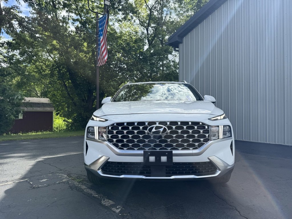 2022 Hyundai Santa Fe SEL photo 2
