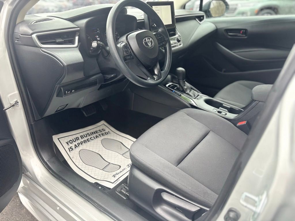2024 Toyota Corolla LE - Photo 36