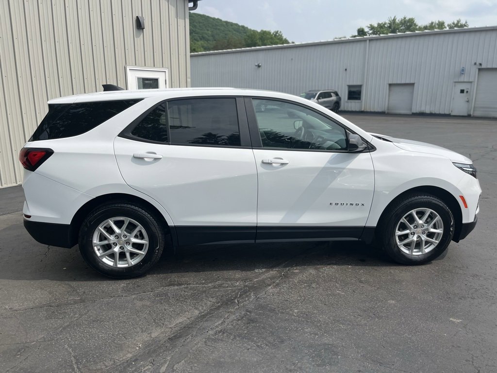 Used 2022 Chevrolet Equinox LS with VIN 3GNAXSEV9NS174138 for sale in Olean, NY