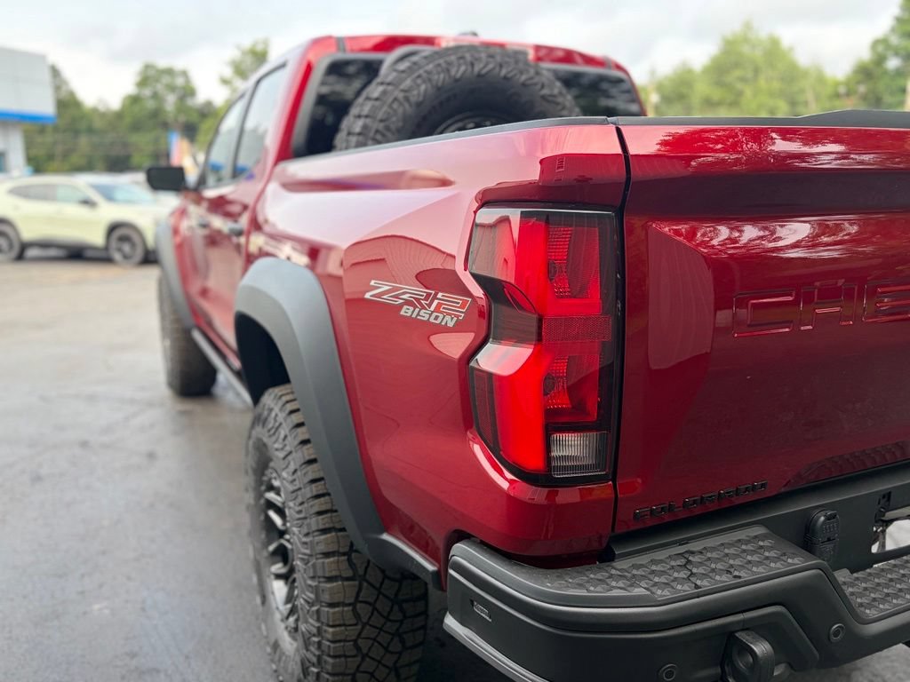 2026 Chevrolet Colorado ZR2 - Photo 16