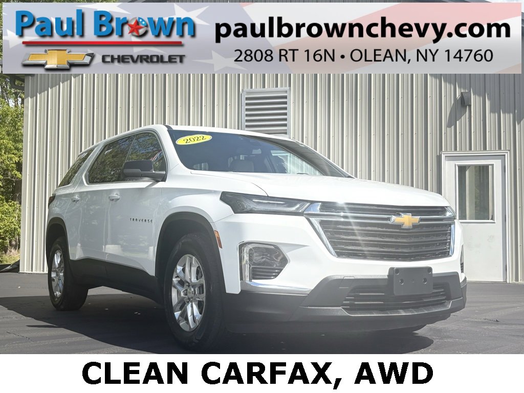 2022 Chevrolet Traverse LS's photo