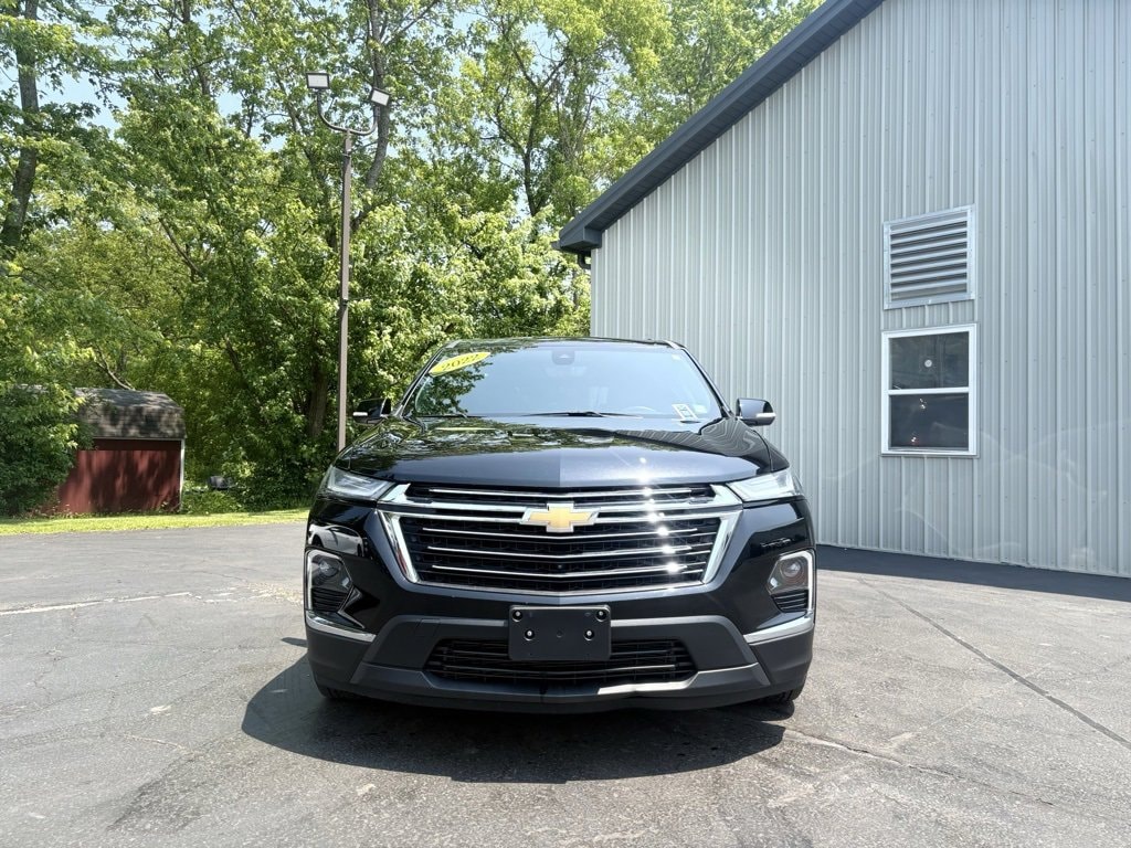 Used 2022 Chevrolet Traverse 3LT with VIN 1GNEVHKW9NJ129614 for sale in Olean, NY