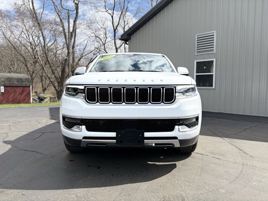 Used 2022 Jeep Wagoneer Series III with VIN 1C4SJVDT2NS103732 for sale in Olean, NY