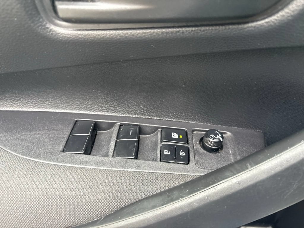 2024 Toyota Corolla LE - Photo 34