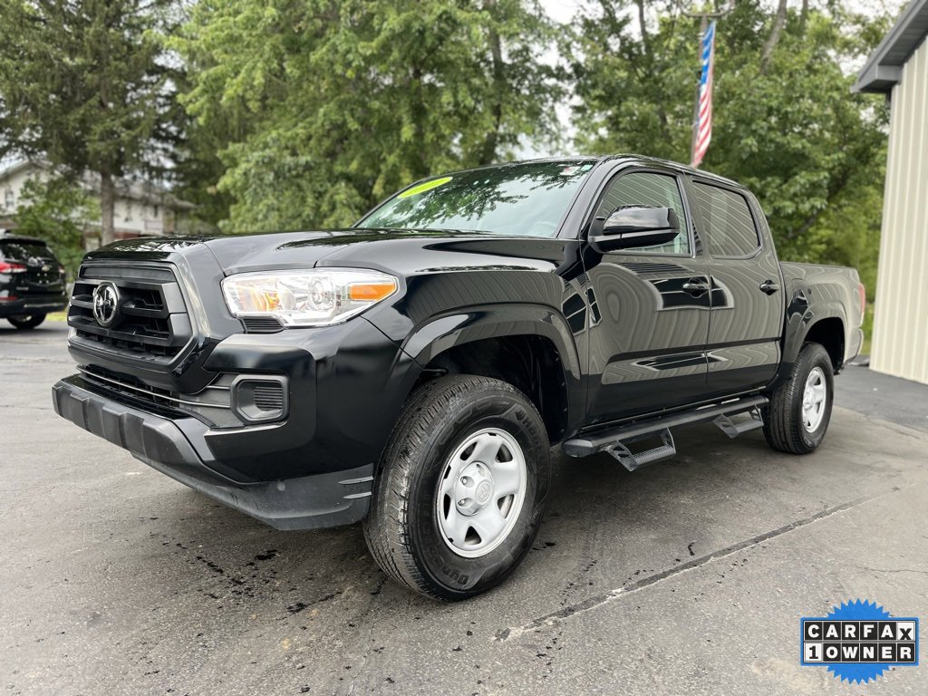 2022 Toyota Tacoma SR photo 2