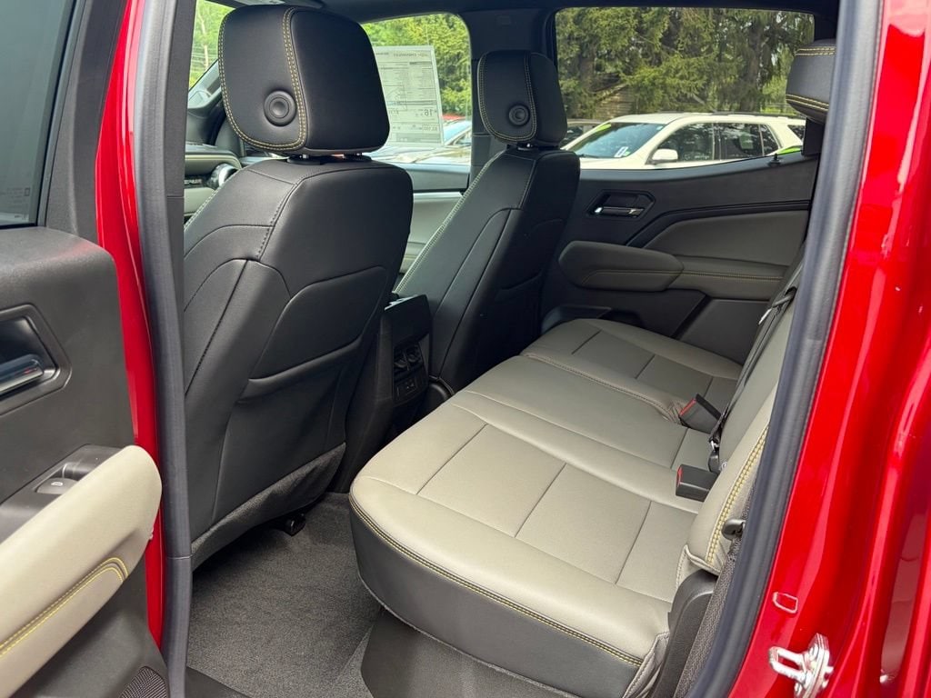 2026 Chevrolet Colorado ZR2 - Photo 28