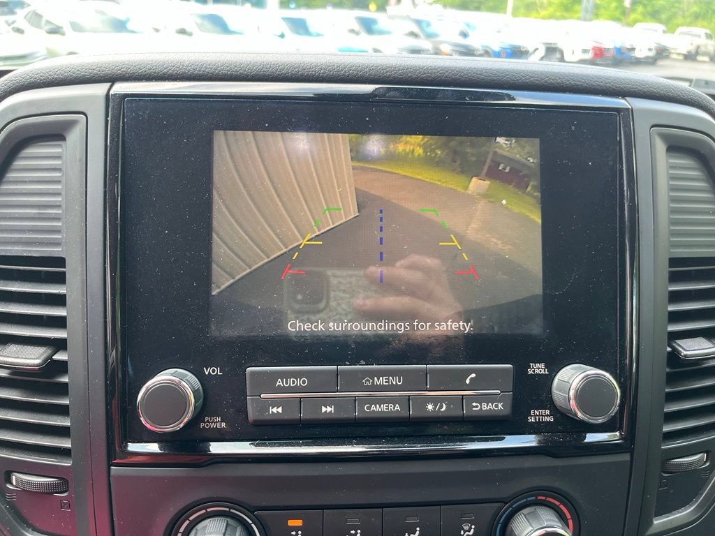 2024 Nissan Titan SV - Photo 23
