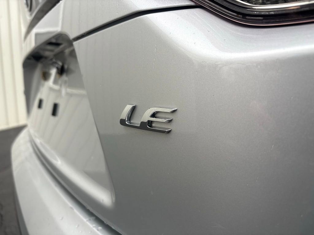2024 Toyota Corolla LE - Photo 12