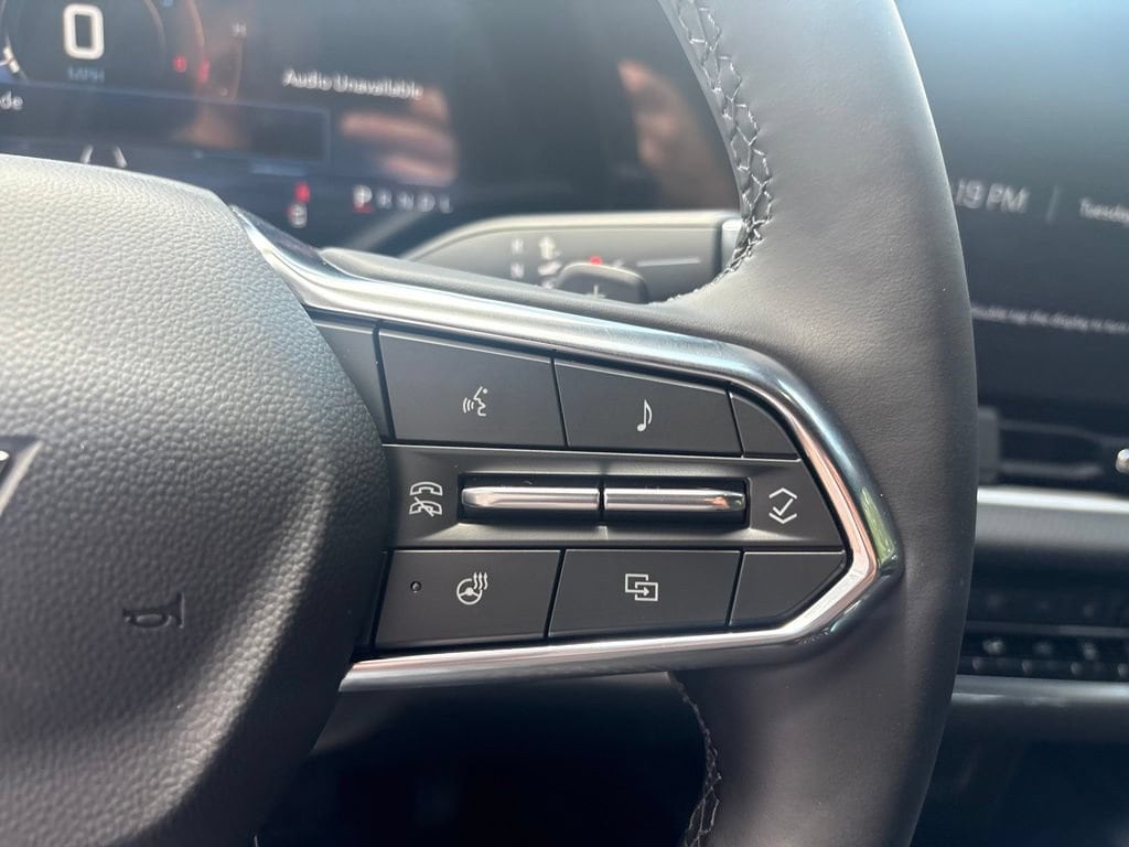 2027 Chevrolet Equinox LT - Photo 21
