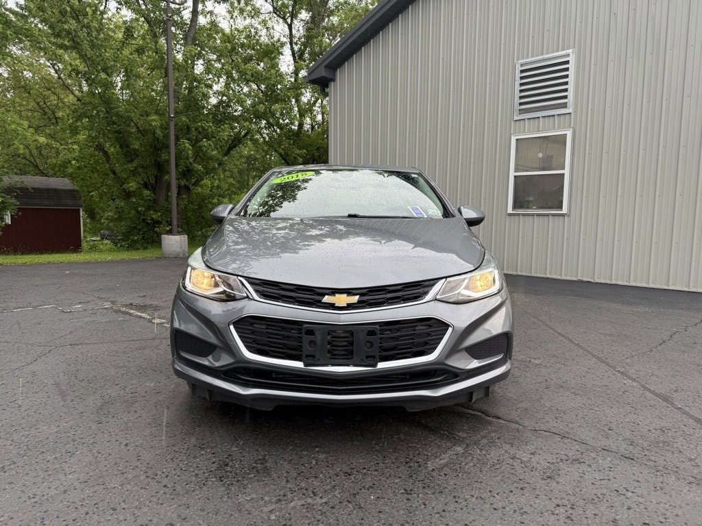 Used 2018 Chevrolet Cruze LT with VIN 1G1BE5SM8J7140600 for sale in Olean, NY