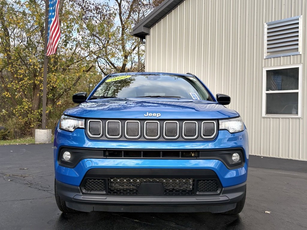 2022 Jeep Compass Latitude Lux Altitude photo 2