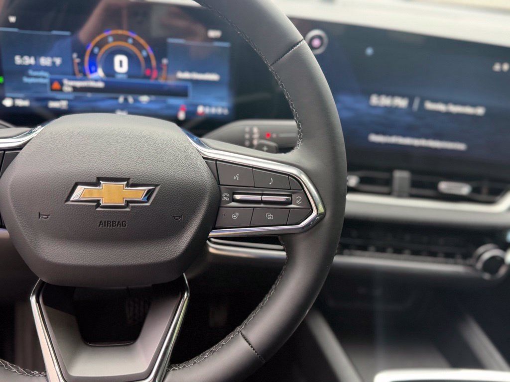 2027 Chevrolet Equinox LT - Photo 20