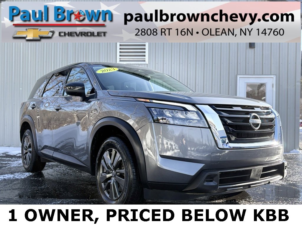2023 Nissan Pathfinder S's photo