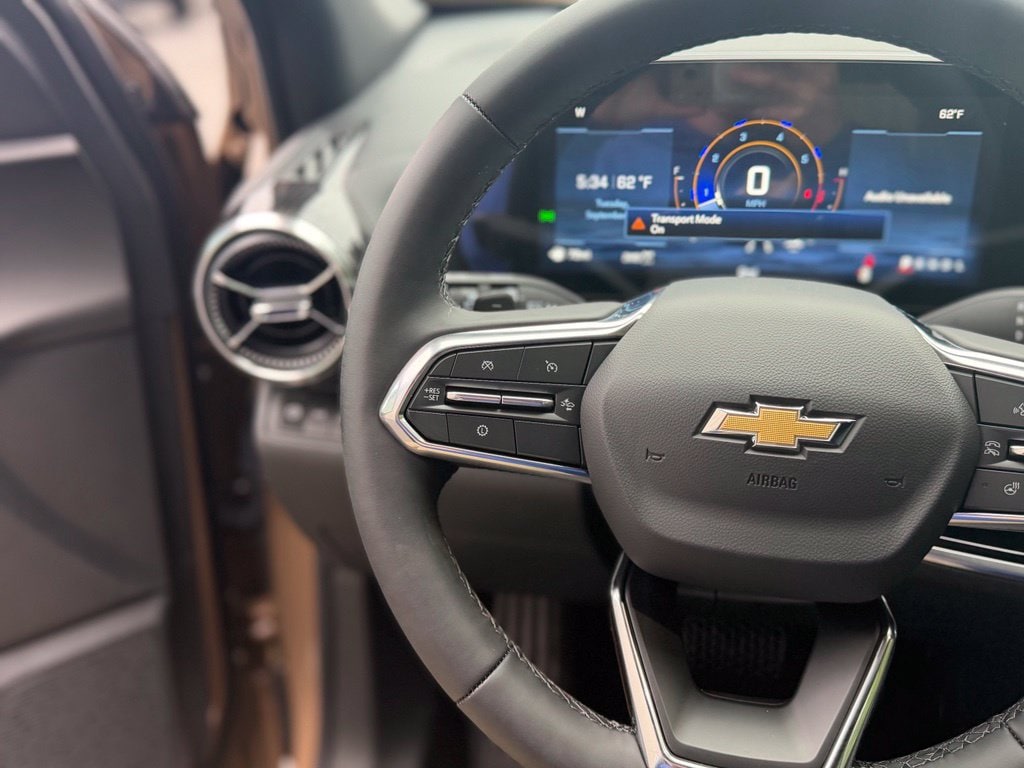 2027 Chevrolet Equinox LT - Photo 19