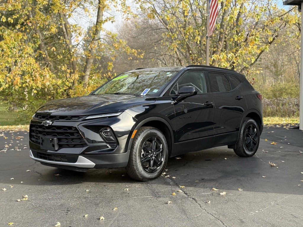 2024 Chevrolet Blazer 2LT photo 3