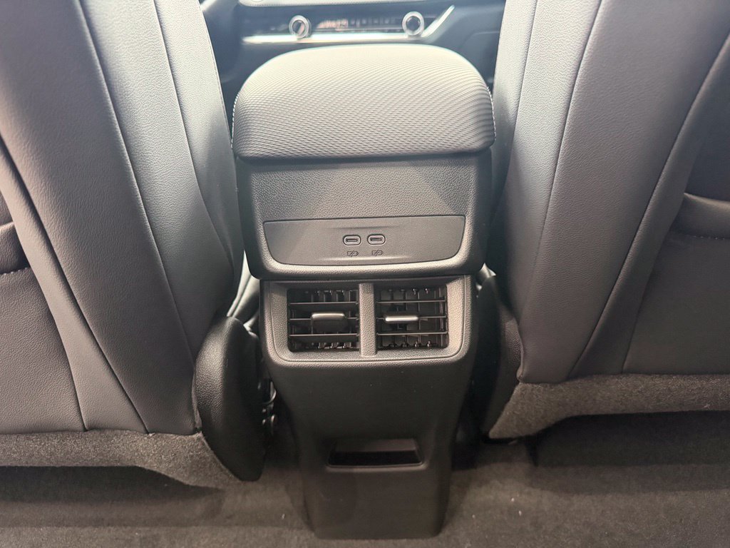 2027 Chevrolet Equinox LT - Photo 42