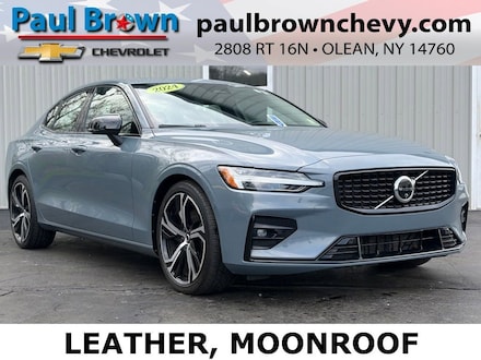 2024 Volvo S60 B5 Plus Dark Theme Sedan