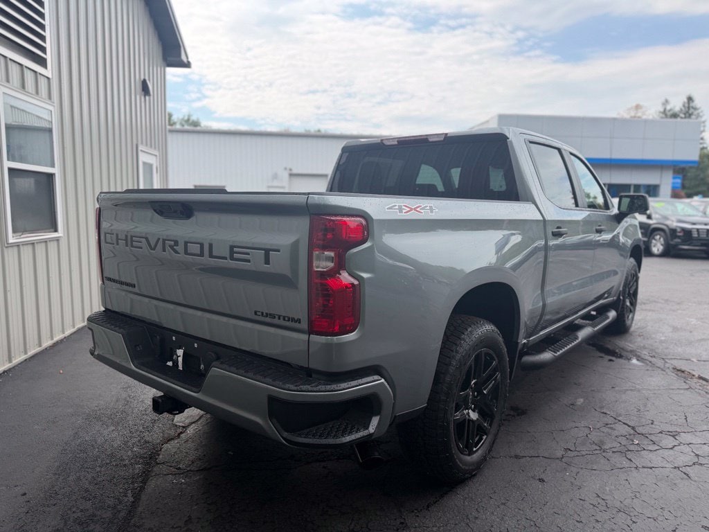2026 Chevrolet Silverado 1500 Custom - Photo 8