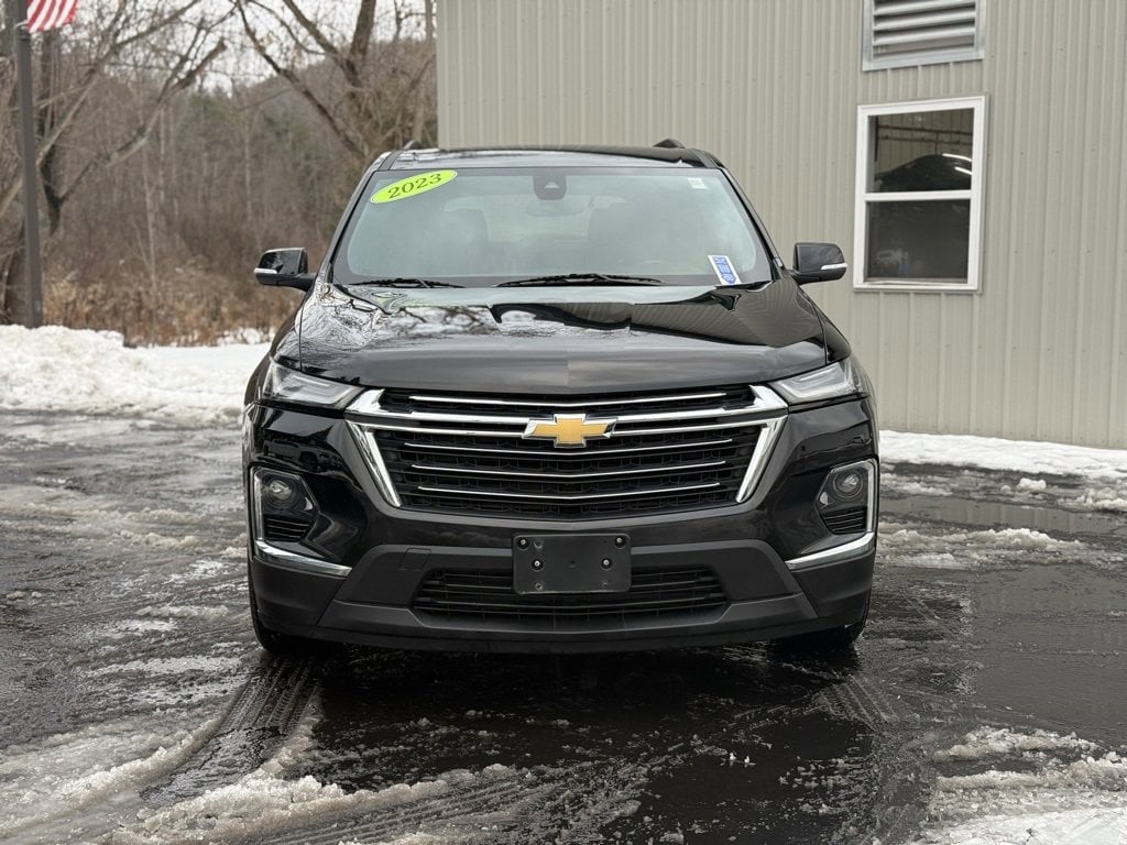Used 2023 Chevrolet Traverse LT Leather SUV