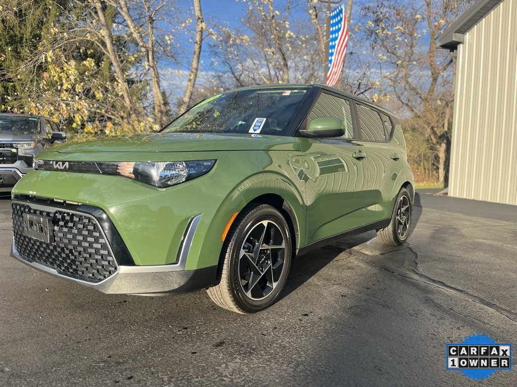 2023 Kia Soul EX photo 3