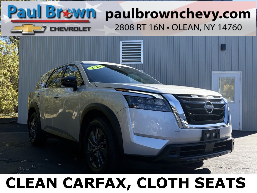 2024 Nissan Pathfinder S's photo