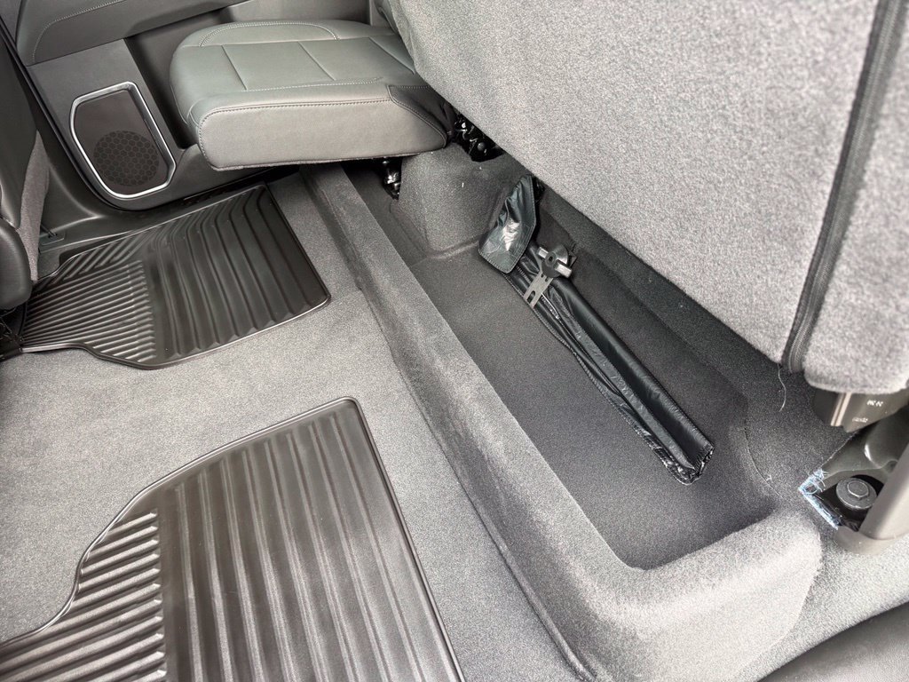 2026 Chevrolet Silverado 3500 HD LT - Photo 40