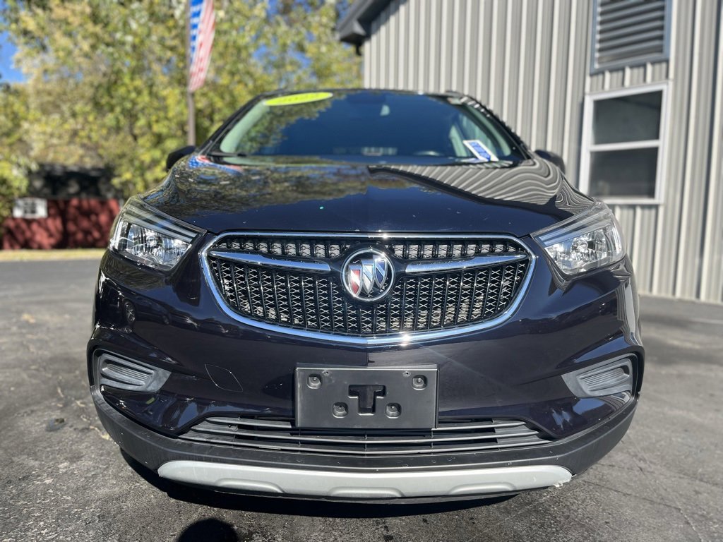 2022 Buick Encore Preferred photo 2