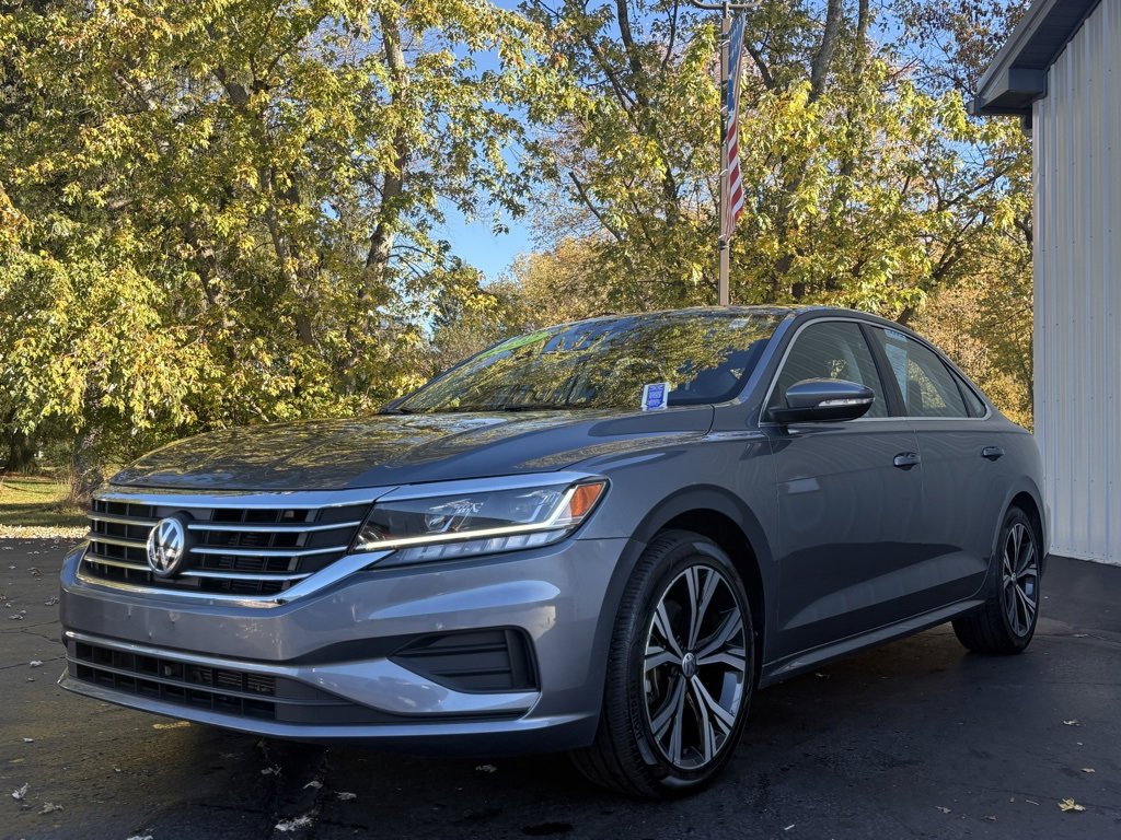 2022 Volkswagen Passat 2.0T SE photo 3
