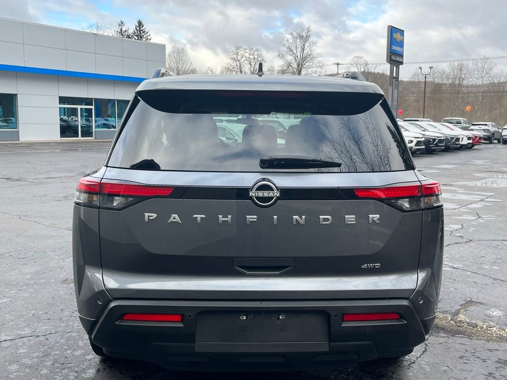 2025 Nissan Pathfinder SV - Photo 7