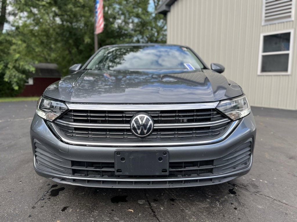 Used 2024 Volkswagen Jetta S with VIN 3VW5M7BU6RM041632 for sale in Olean, NY