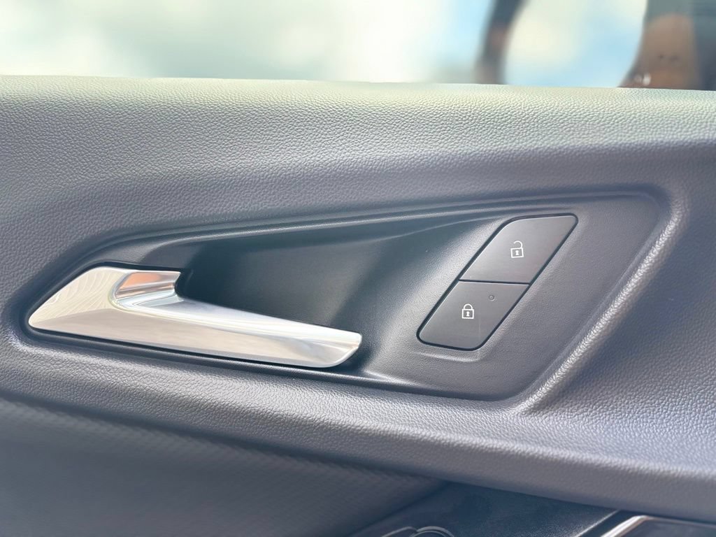 2027 Chevrolet Equinox LT - Photo 36