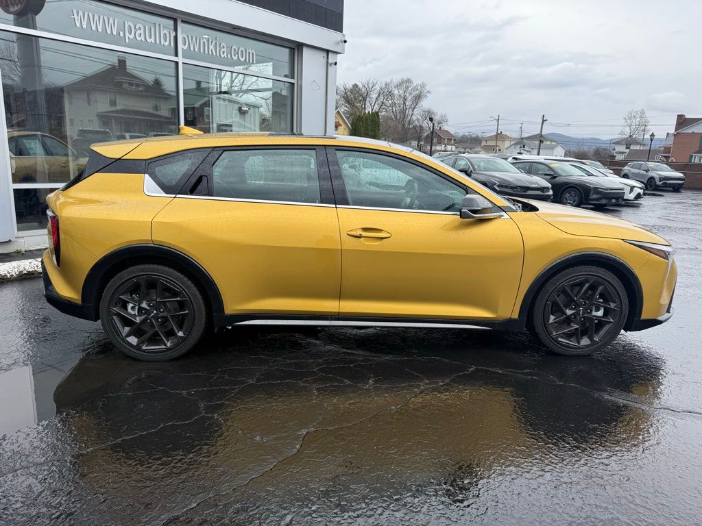 2026 Kia K4 GT-Line Turbo - Photo 11