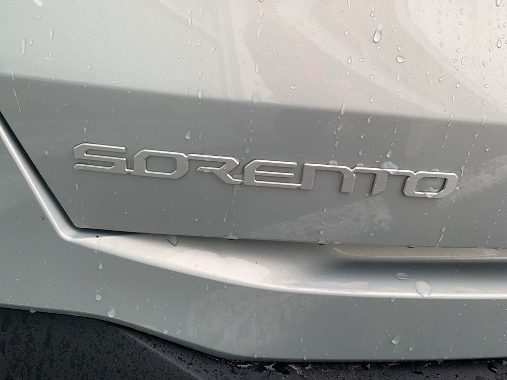 2026 Kia Sorento EX - Photo 40