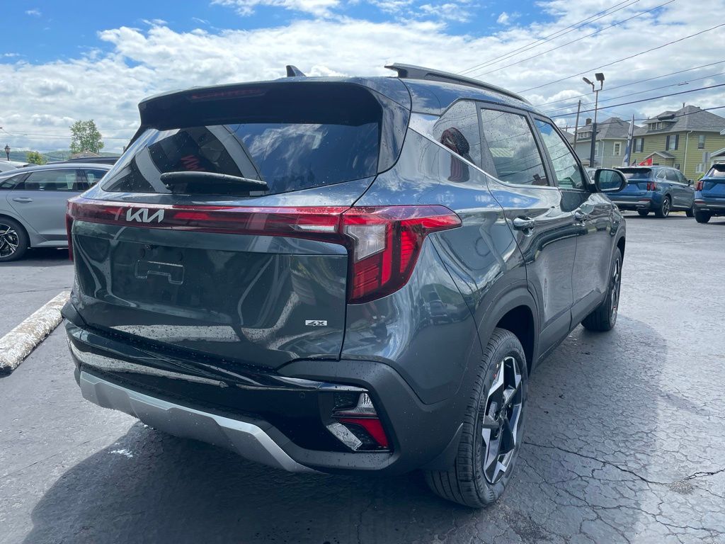 2026 Kia Seltos EX - Photo 7