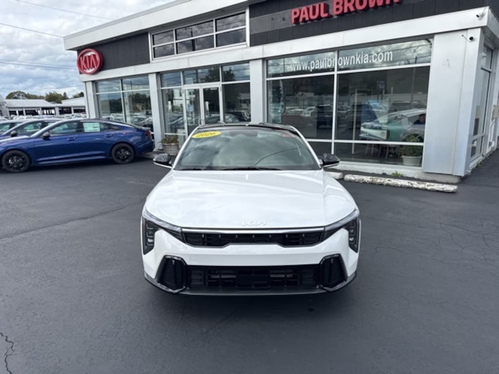 New 2025 Kia K4 GT-Line Sedan
