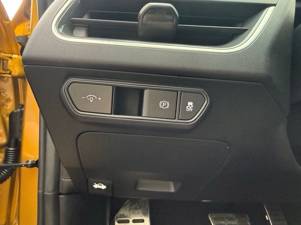 2026 Kia K4 GT-Line Turbo - Photo 14