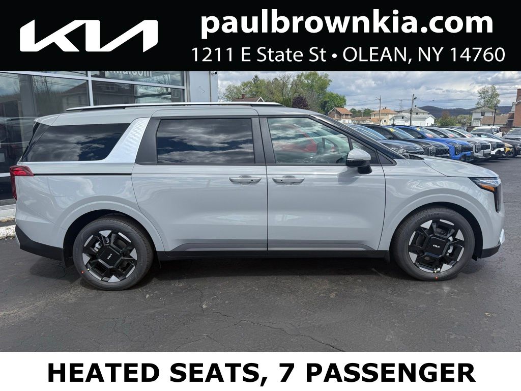 2026 Kia Sedona EX's photo