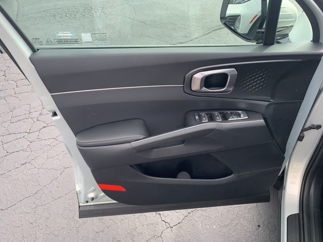 2026 Kia Sorento EX - Photo 31