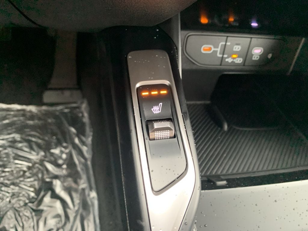 2026 Kia Sorento EX - Photo 22